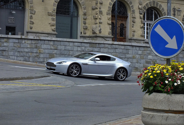 Aston Martin V8 Vantage