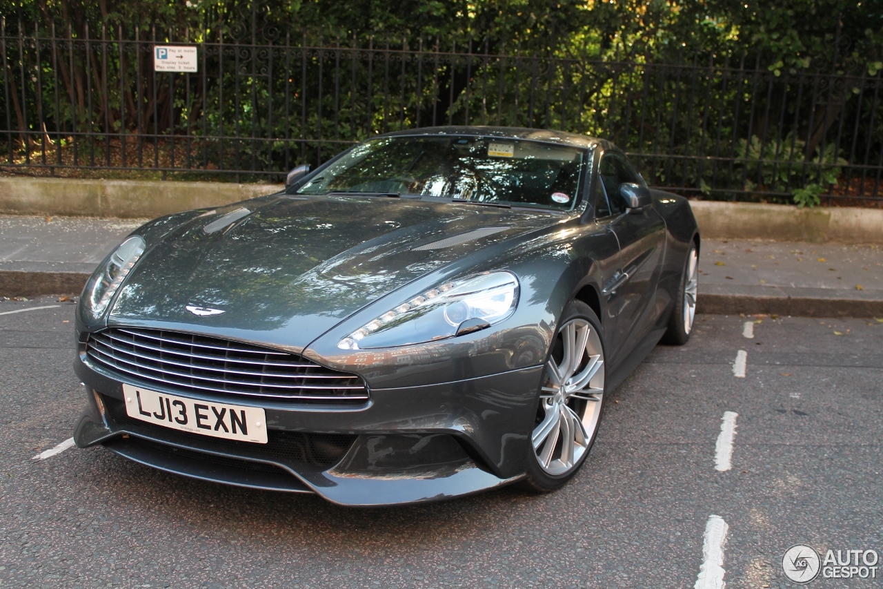 Aston Martin Vanquish 2013