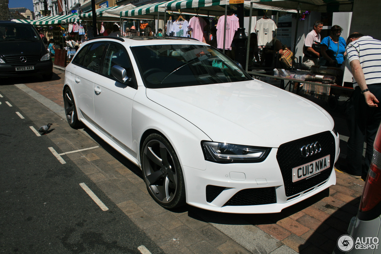 Audi RS4 Avant B8