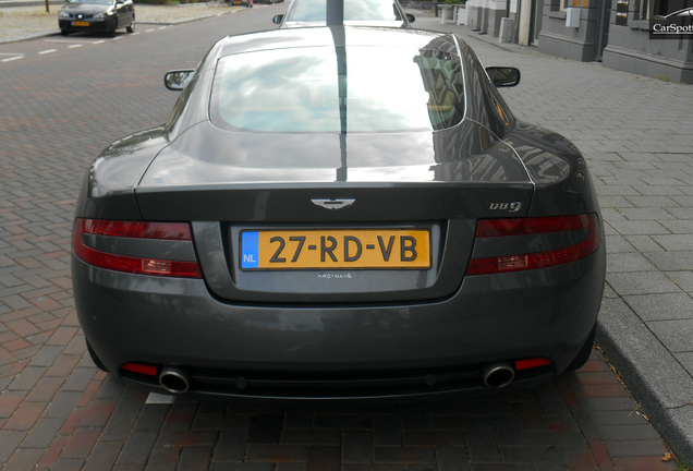 Aston Martin DB9