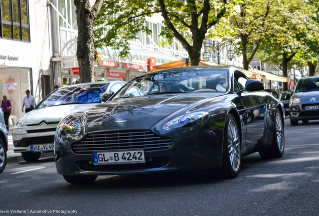 Aston Martin V8 Vantage