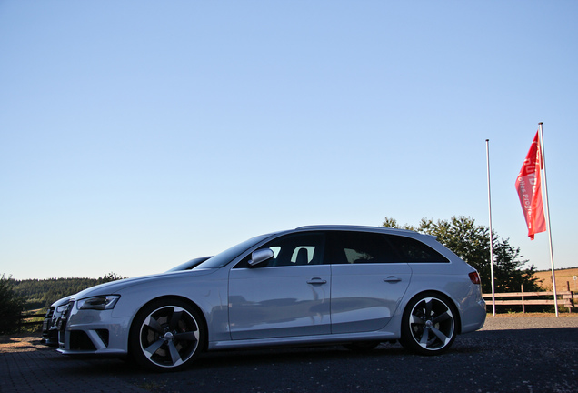 Audi RS4 Avant B8