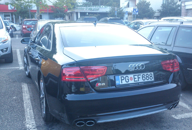 Audi S8 D4