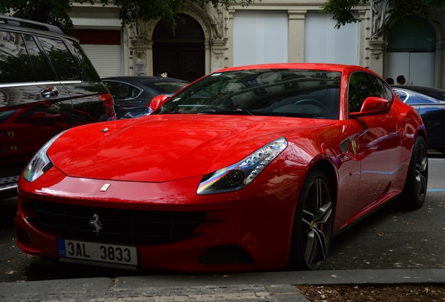 Ferrari FF