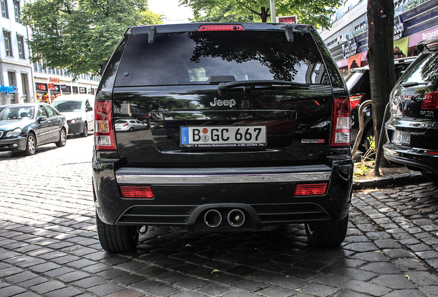 Jeep Grand Cherokee SRT-8 2005