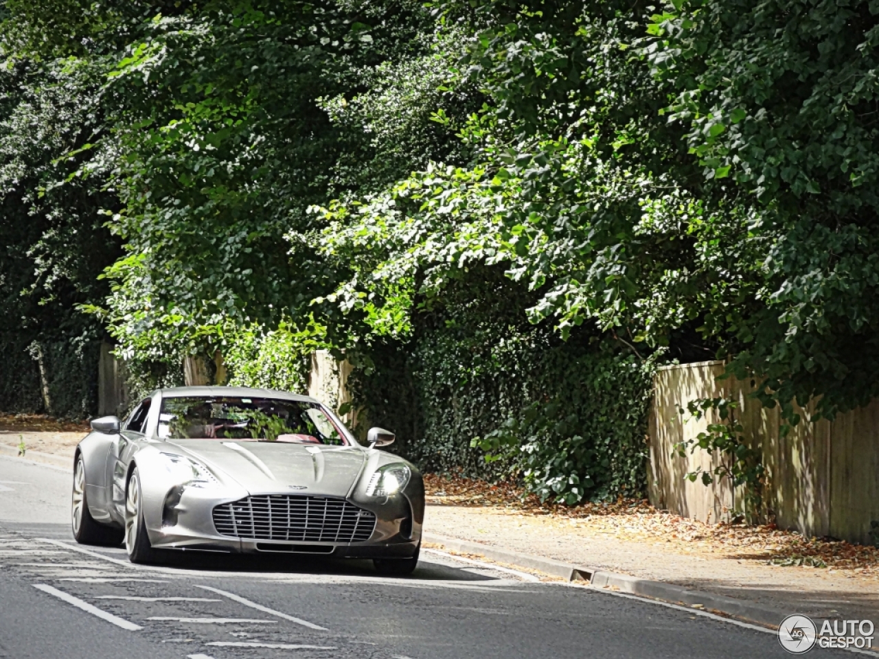 Aston Martin One-77