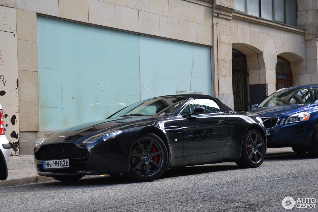 Aston Martin V8 Vantage Roadster