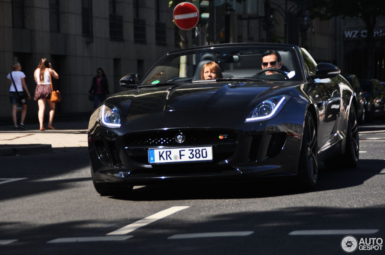 Jaguar F-TYPE S Convertible