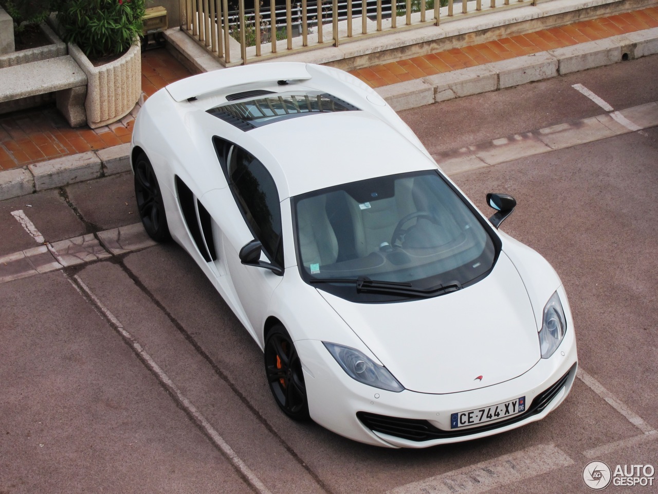 McLaren 12C