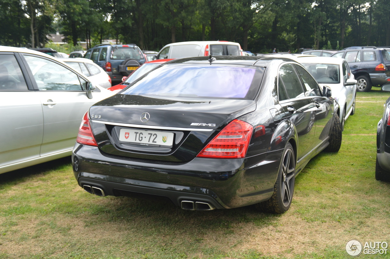 Mercedes-Benz S 63 AMG W221 2011