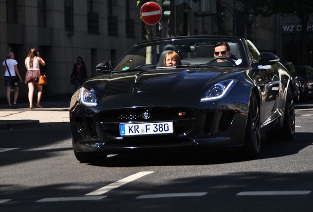 Jaguar F-TYPE S Convertible