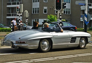 Mercedes-Benz 300SL Roadster