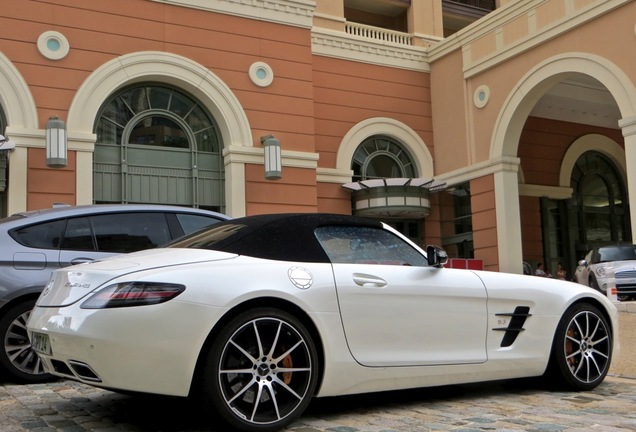 Mercedes-Benz SLS AMG GT Roadster