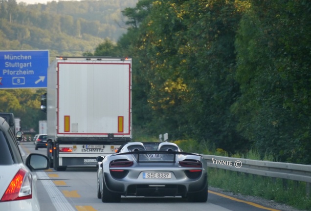 Porsche 918 Spyder Weissach Package