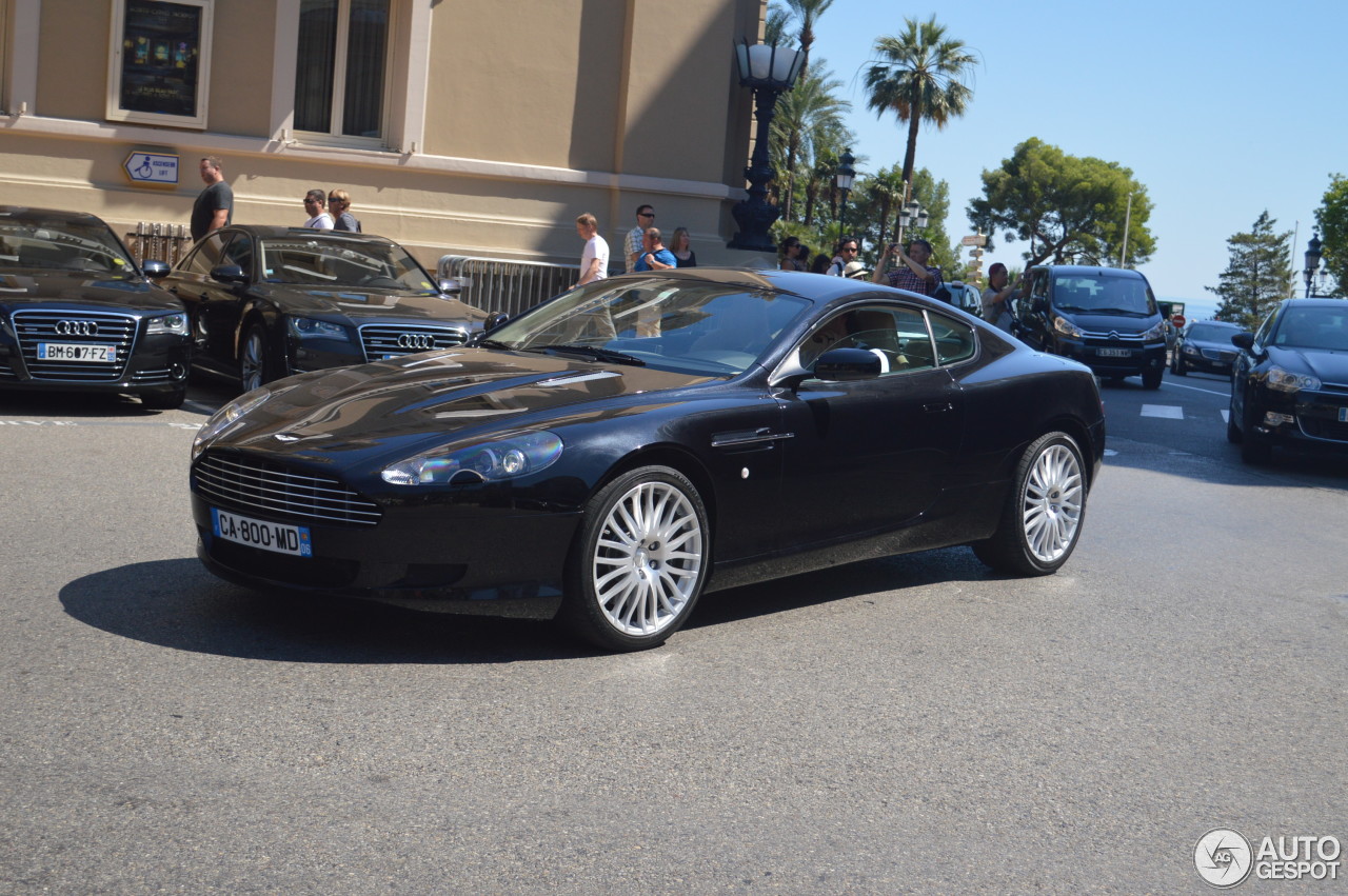 Aston Martin DB9