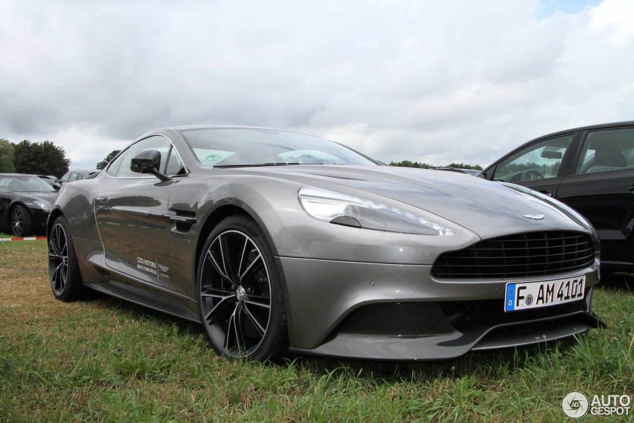 Aston Martin Vanquish 2013