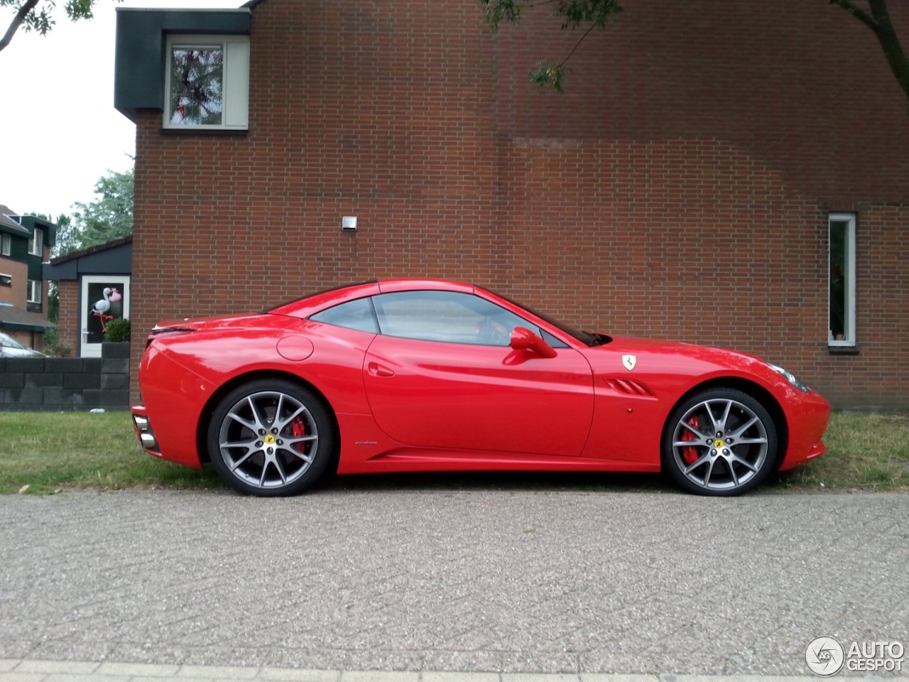 Ferrari California