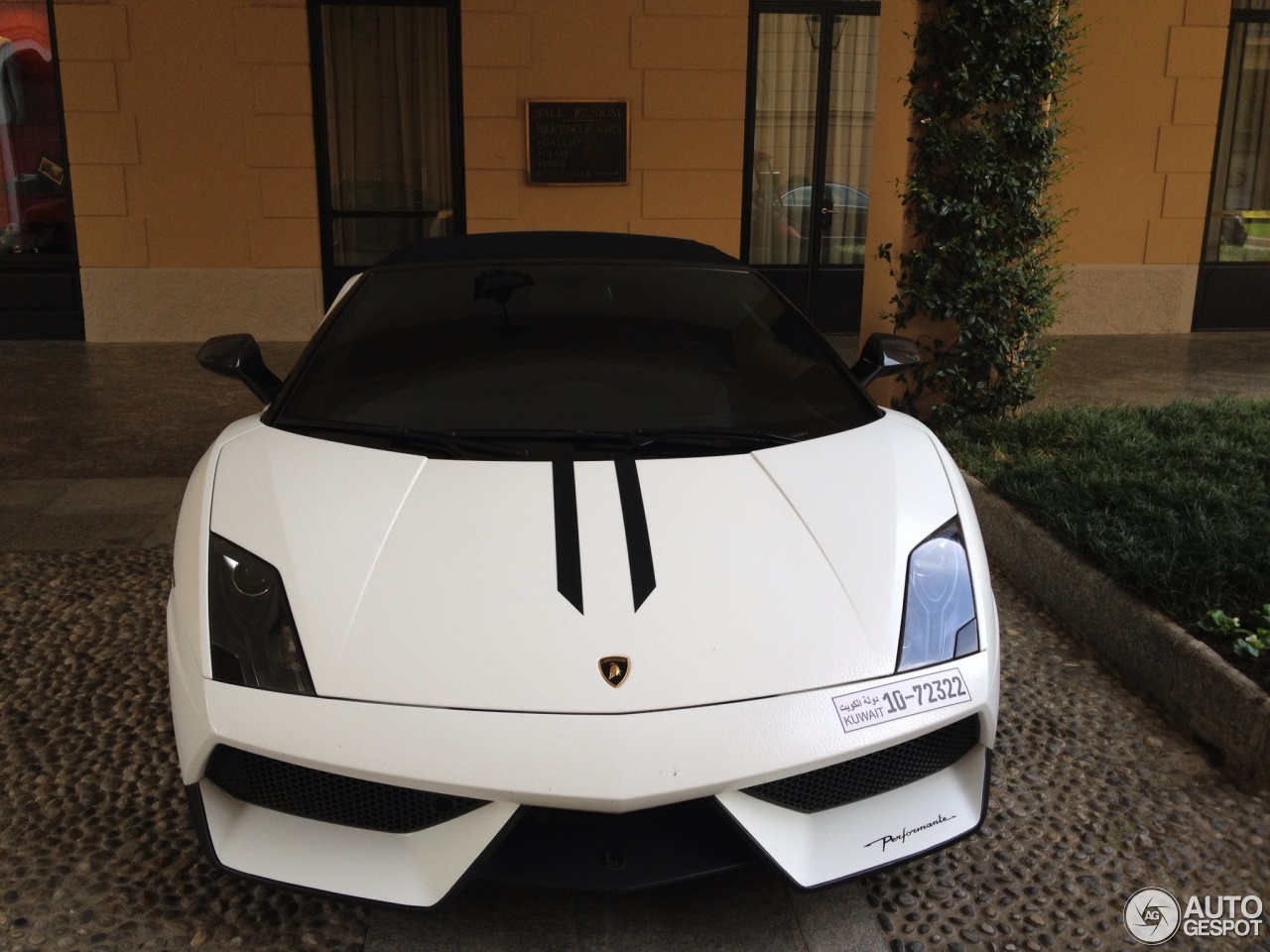 Lamborghini Gallardo LP570-4 Spyder Performante