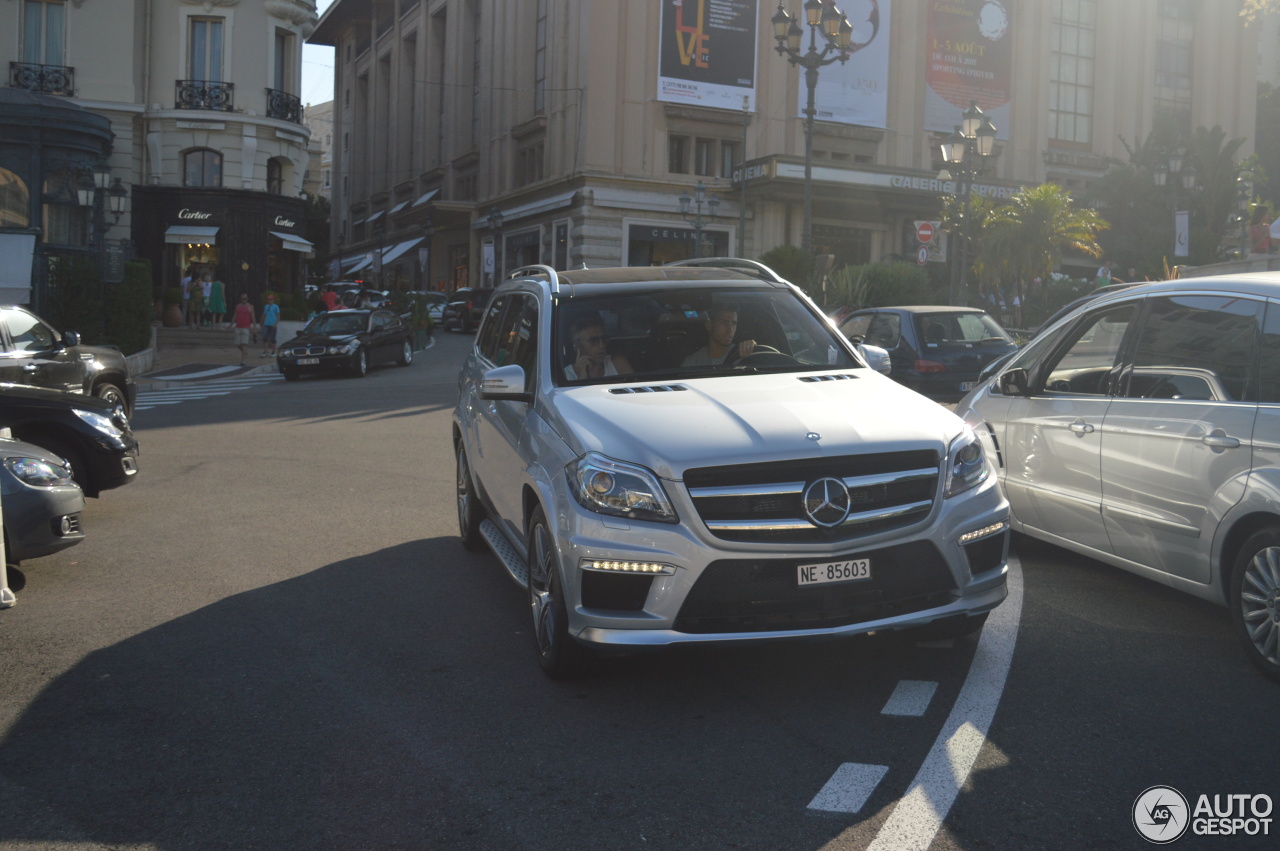 Mercedes-Benz GL 63 AMG X166