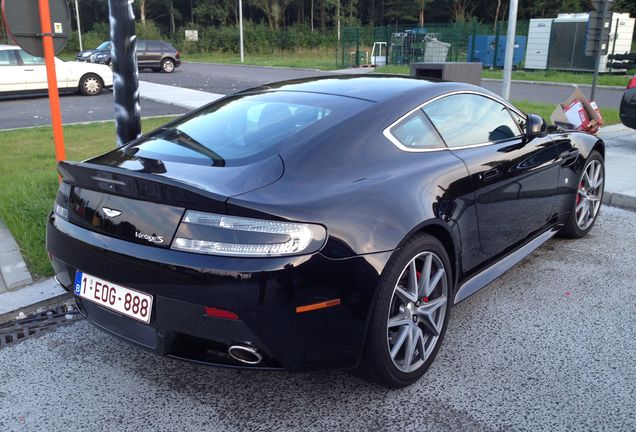 Aston Martin V8 Vantage S