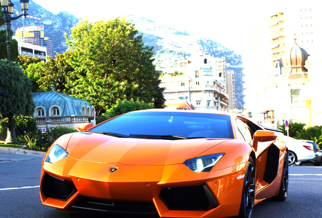 Lamborghini Aventador LP700-4