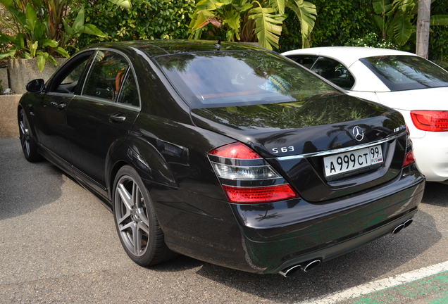 Mercedes-Benz S 63 AMG W221