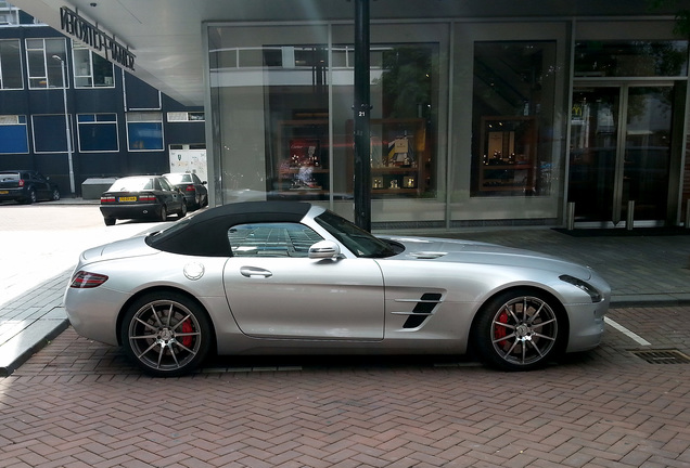 Mercedes-Benz SLS AMG Roadster