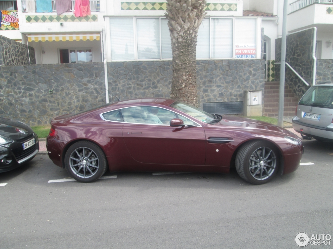 Aston Martin V8 Vantage