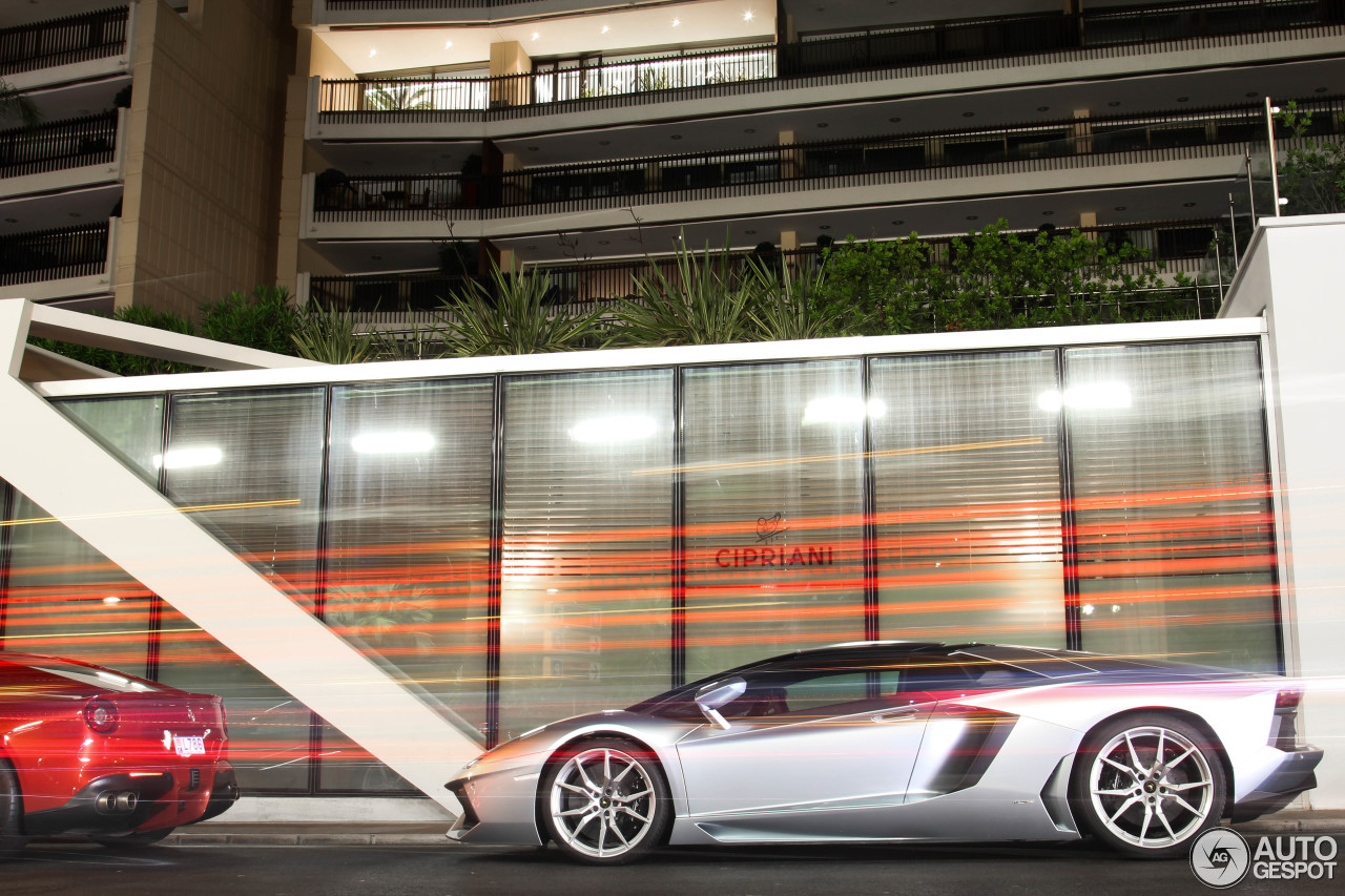 Lamborghini Aventador LP700-4 Roadster