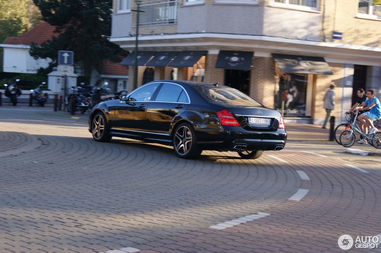 Mercedes-Benz S 63 AMG W221 2011