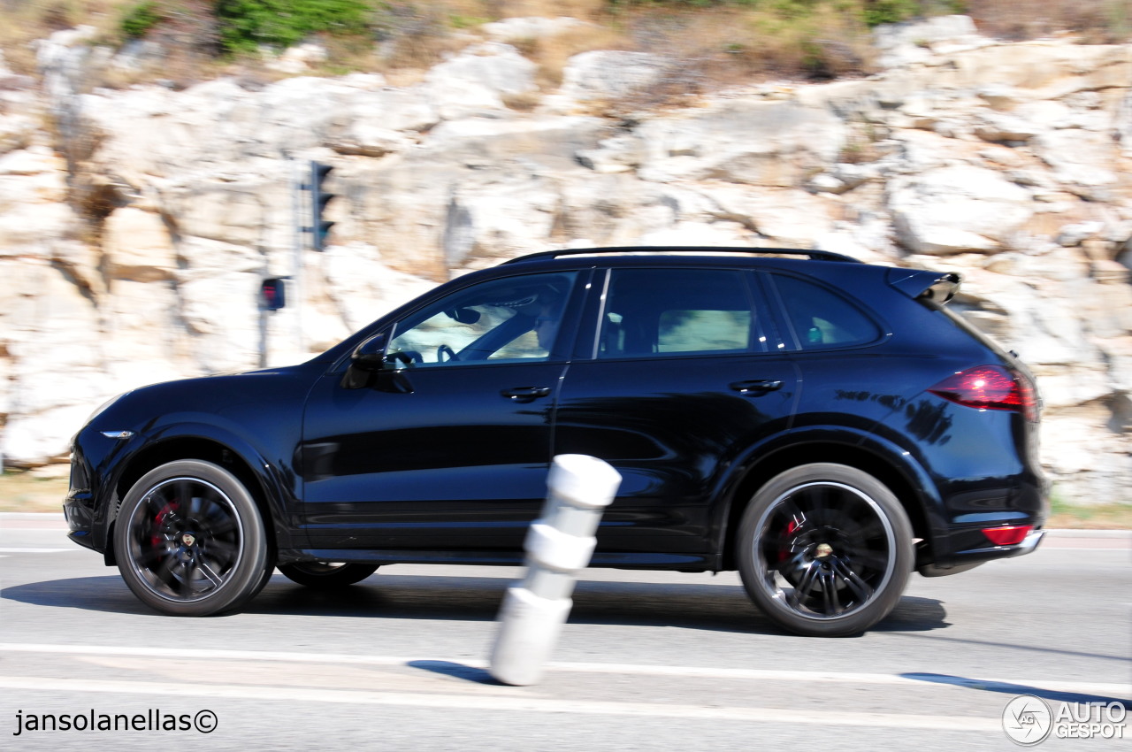 Porsche 958 Cayenne Turbo S