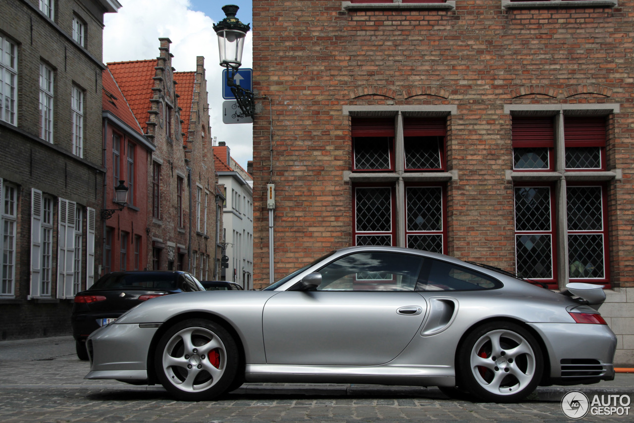 Porsche 996 Turbo