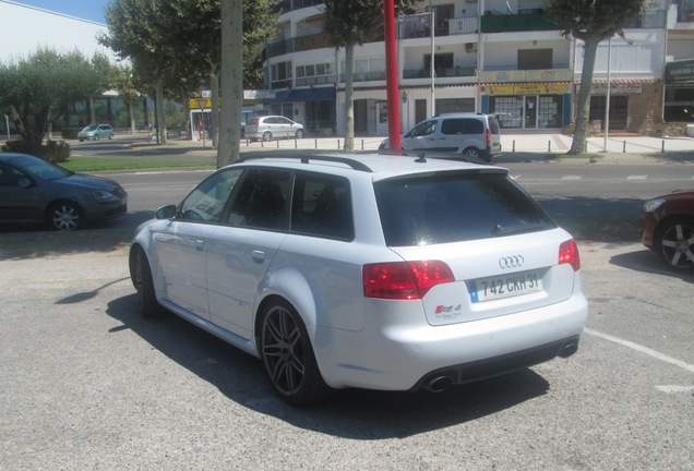 Audi RS4 Avant B7