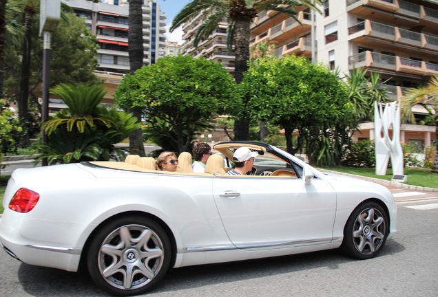 Bentley Continental GTC 2012