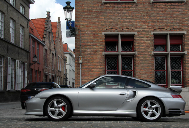 Porsche 996 Turbo