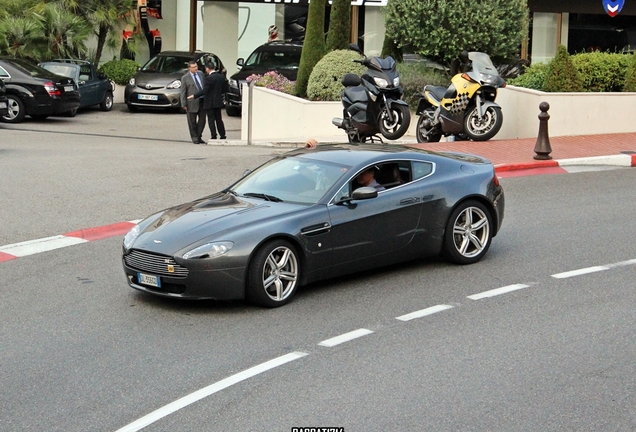 Aston Martin V8 Vantage