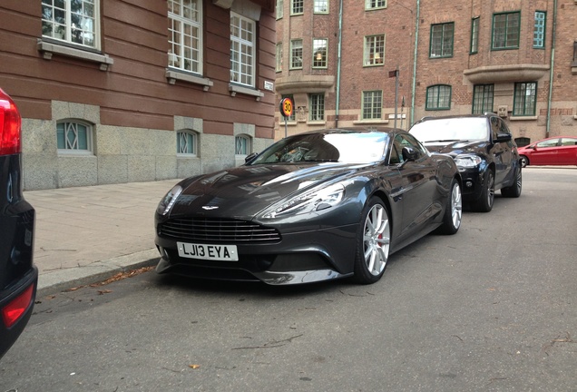 Aston Martin Vanquish 2013