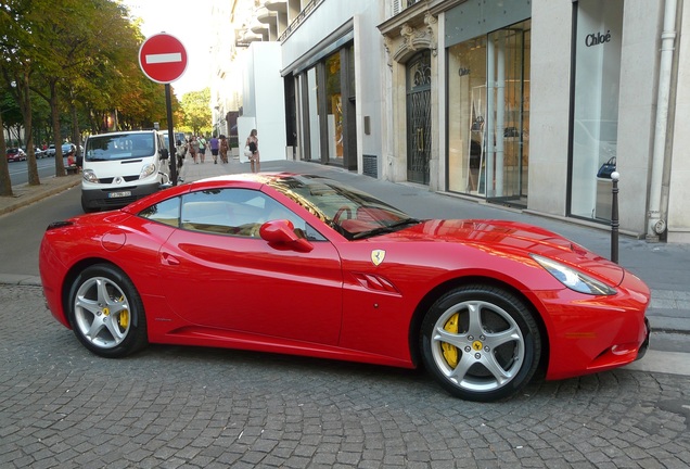 Ferrari California