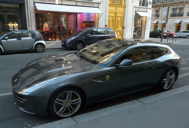 Ferrari FF