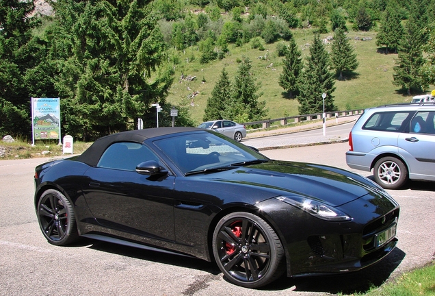 Jaguar F-TYPE S V8 Convertible