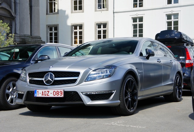 Mercedes-Benz CLS 63 AMG X218 Shooting Brake