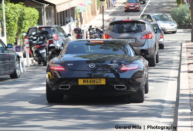 Mercedes-Benz SLS AMG