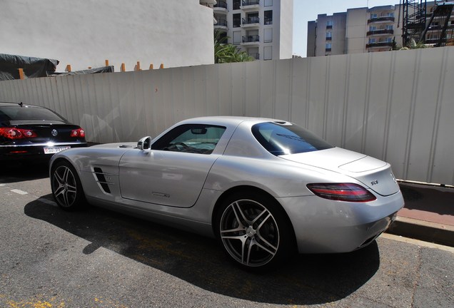 Mercedes-Benz SLS AMG