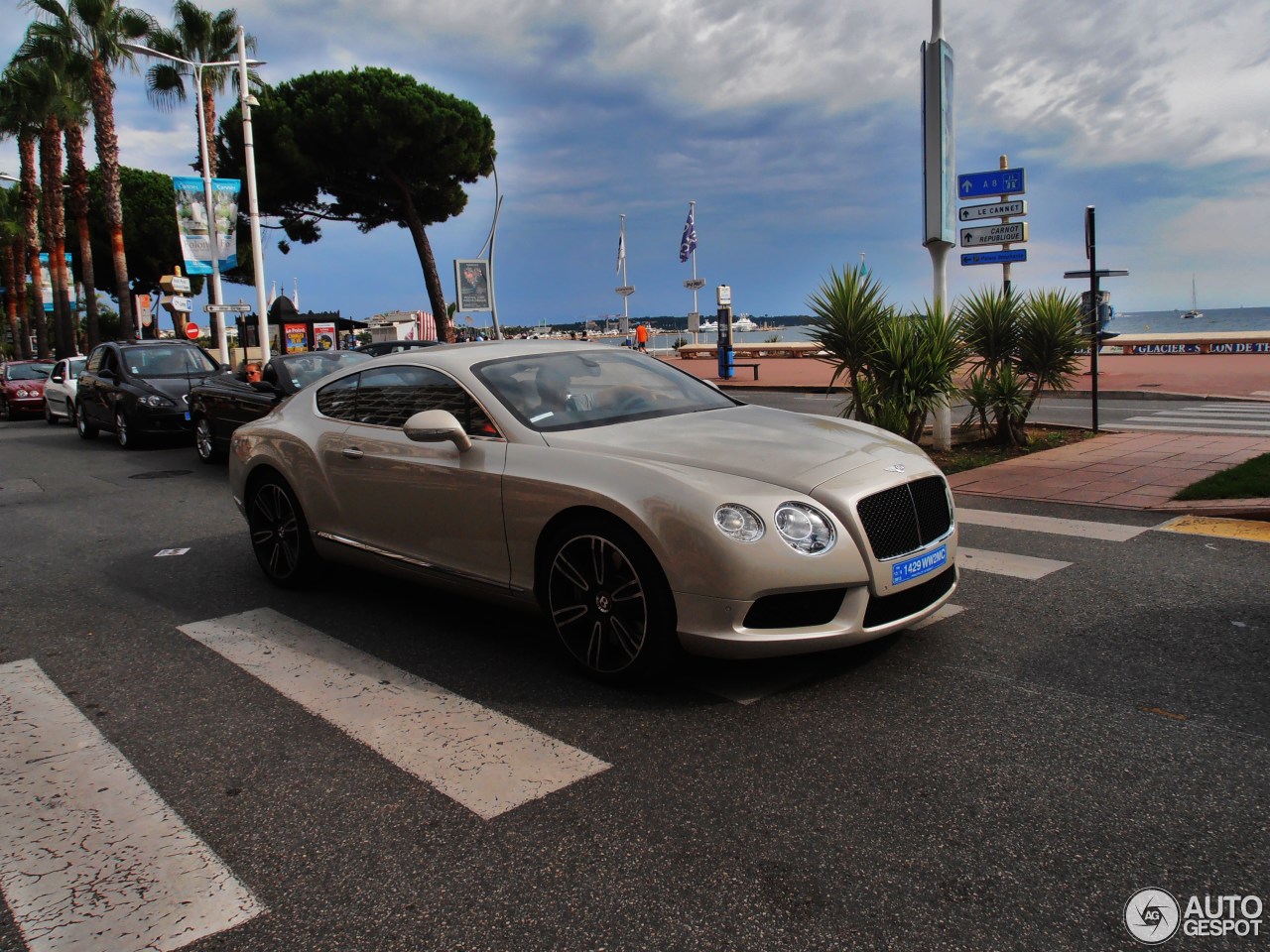 Bentley Continental GT V8