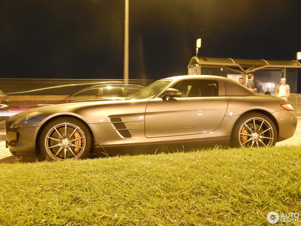 Mercedes-Benz SLS AMG