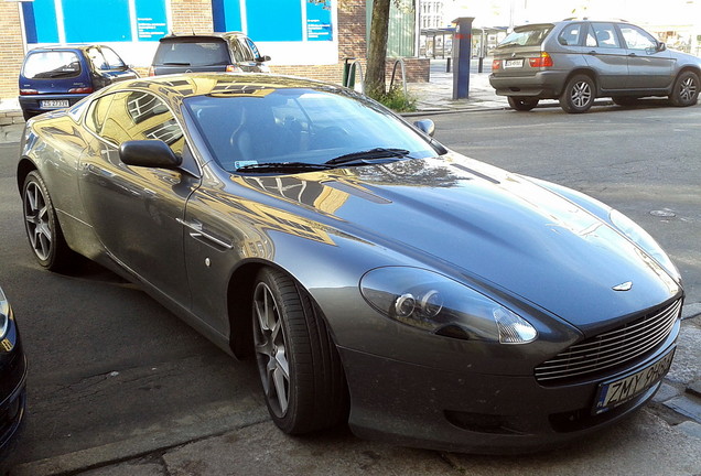 Aston Martin DB9