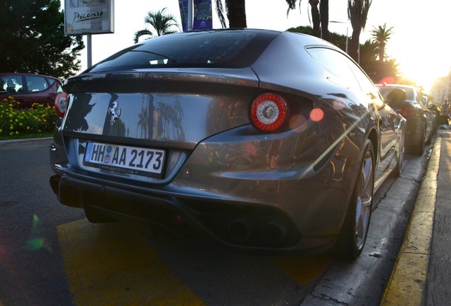 Ferrari FF