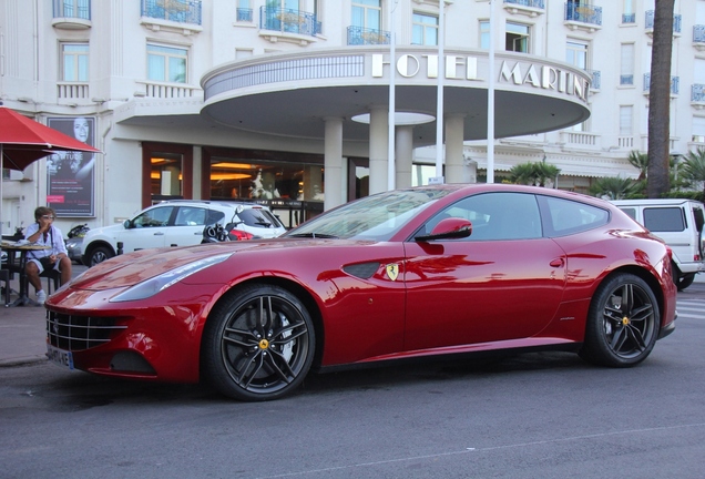 Ferrari FF