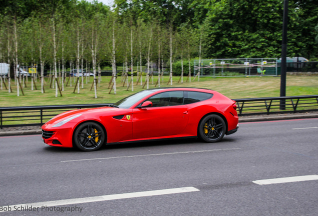 Ferrari FF