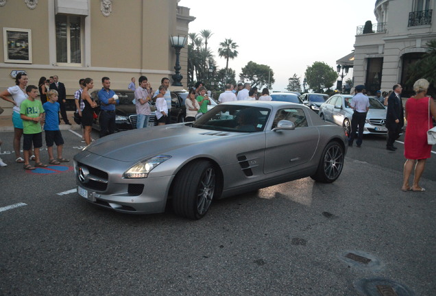 Mercedes-Benz SLS AMG